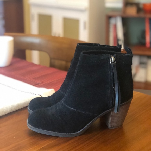 DV by Dolce Vita Jaspin Black Suede Boots Sz 8.5 - Picture 2 of 7